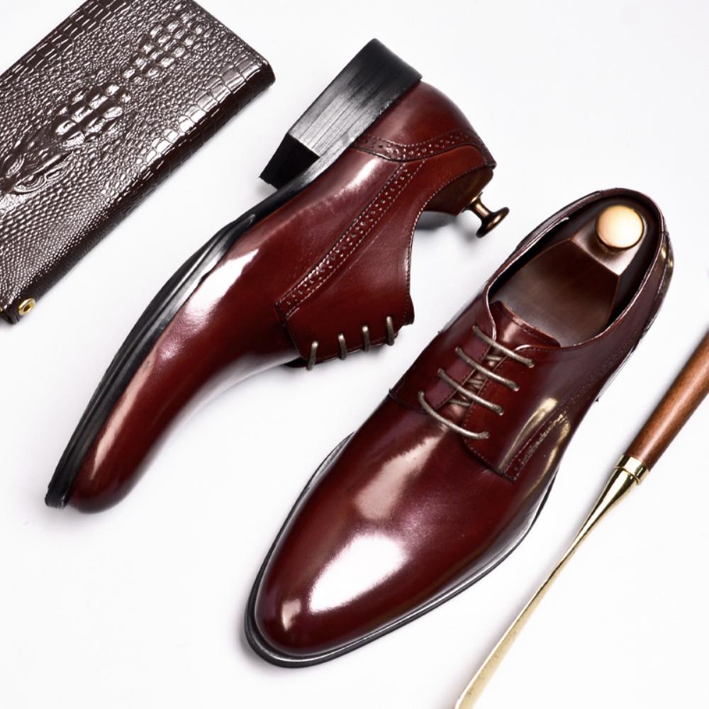 Muodolliset Nahkakengät Miesten Brittiläiset Brogue Veistetty Lehmännahkainen Retro Kengät Business Casual